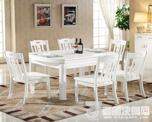 喜歡白色餐桌 但椅子該如何搭配？