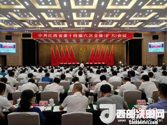 劉奇:聚焦269個深度貧困村越到關(guān)口越要精準(zhǔn)務(wù)實