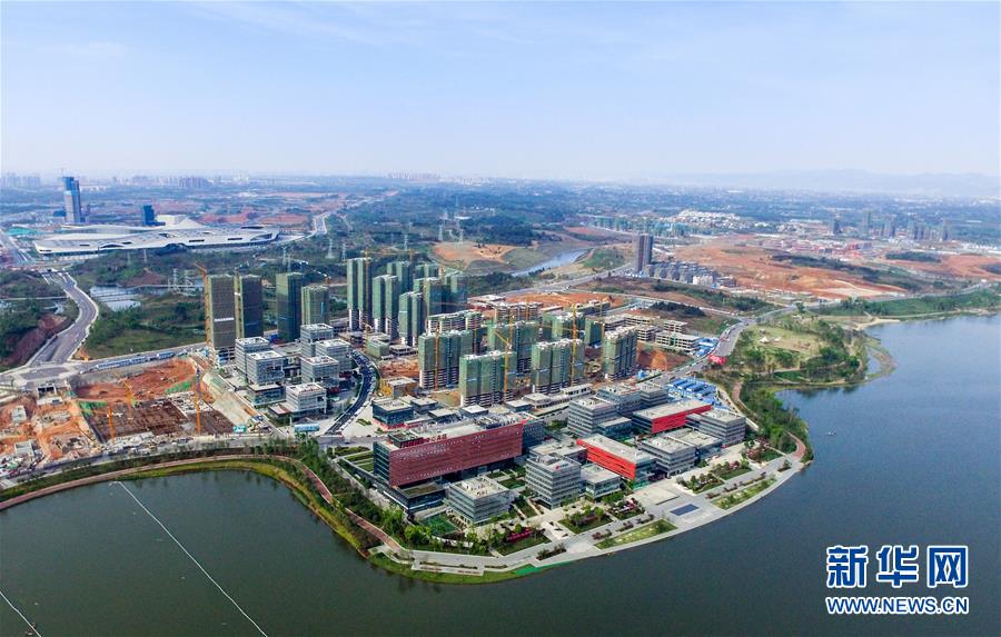 (新華全媒頭條·中國(guó)經(jīng)濟(jì)基層行·特稿·圖文互動(dòng))(13)中流擊水 破浪前行——從基層調(diào)研把脈2019年中國(guó)經(jīng)濟(jì)上半程