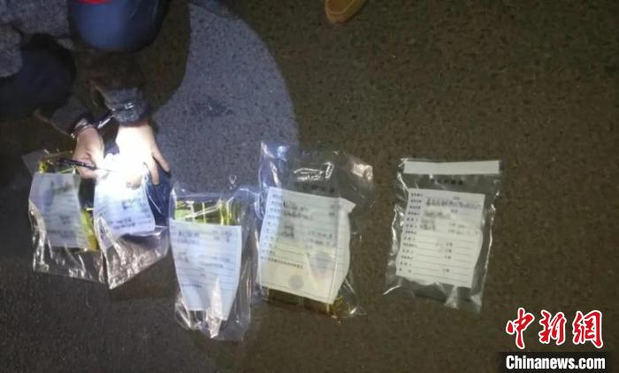 圖為云南警方查獲的毒品?！≡颇鲜」矎d供圖 攝