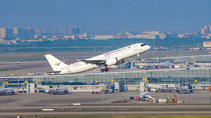 2022年5月14日，即將交付的首架C919大飛機(jī)首飛試驗成功。
