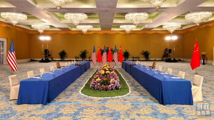 △中美元首會(huì)晤開(kāi)始前的現(xiàn)場(chǎng)。(總臺(tái)央視記者石丞拍攝)